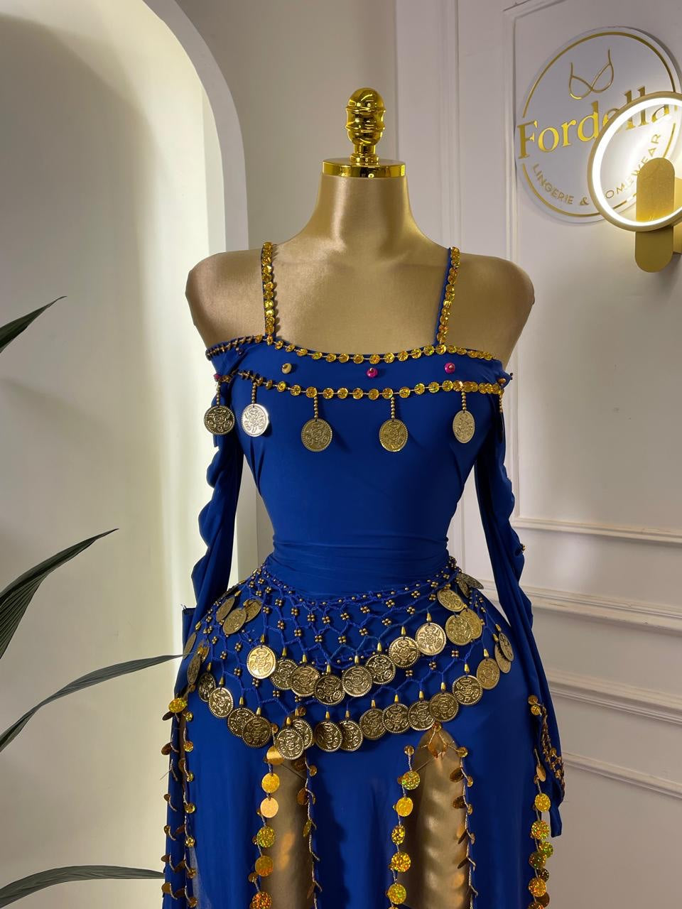 Rubis Impérial Bleu Tenue de Danse Orientale